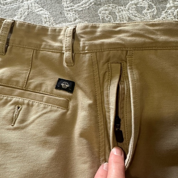 Men’s Docker’s khaki pants - Picture 5 of 12